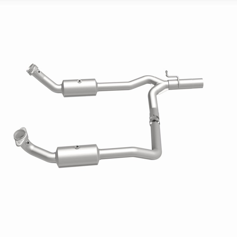 MagnaFlow 09-13 Ford E-350 Super Duty V10 6.8 OEM Underbody Direct Fit Catalytic Converter - 21-599