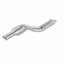 Load image into Gallery viewer, MagnaFlow Conv DF BMW 3 01-06 Rear - 24510