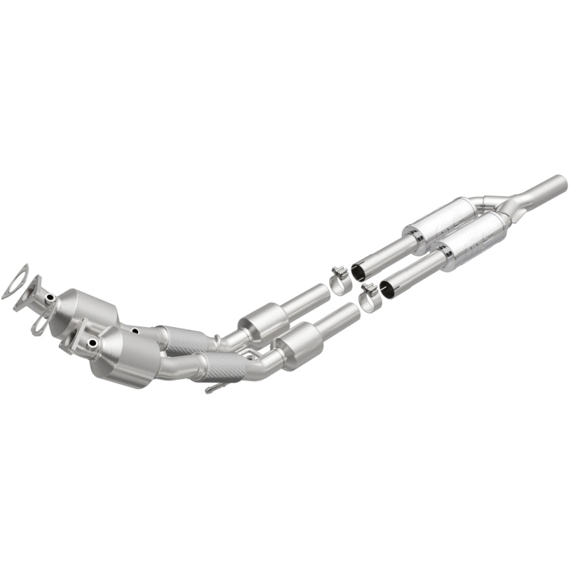 MagnaFlow Direct Fit Catalytic Converter 2012-2015 Passat (B7) 3.6L V6 OEM Grade - 52938