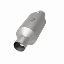 Load image into Gallery viewer, MagnaFlow 2.25 w/dual O2 5in. Spun Universal Converter - 79315