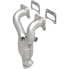 Load image into Gallery viewer, MagnaFlow Direct Fit Catalytic Converter 97-99 Sentra 1.6L manif 49S - 50807