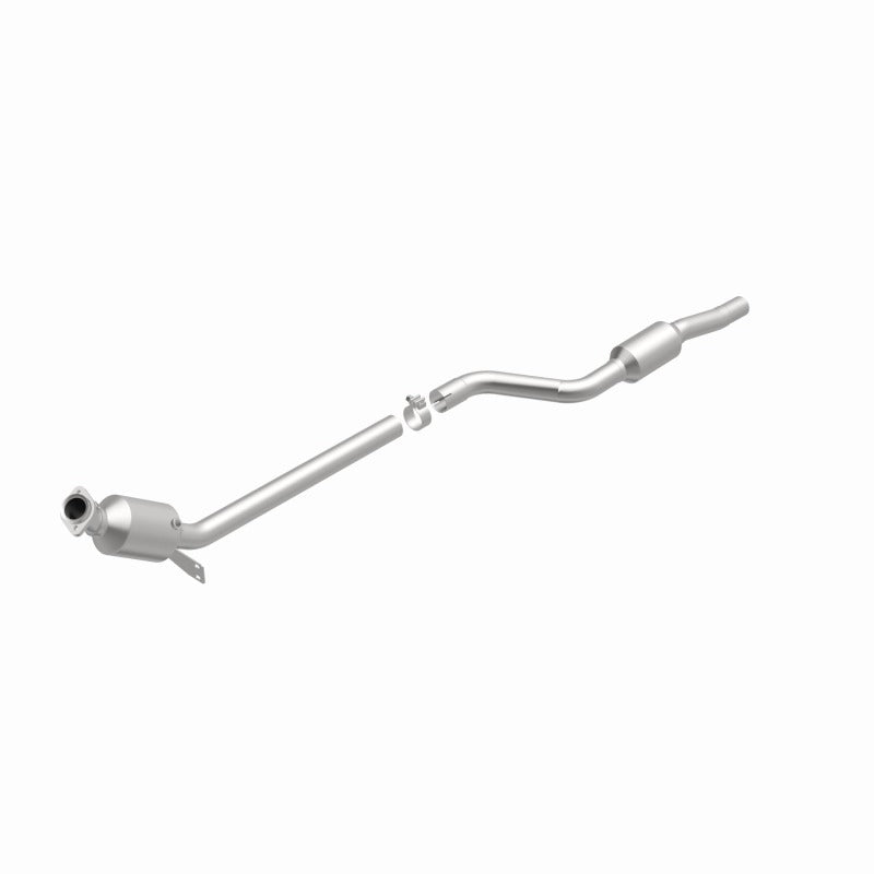 MagnaFlow 12-14 C350 V6 3.5 OEM Underbody Direct Fit Converter - 21-448