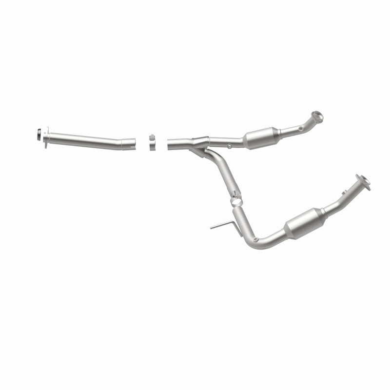 MagnaFlow Direct Fit Catalytic Converter OEM 2004-2005 Ford Explorer/Mercury Mountaineer Underbody - 4551013
