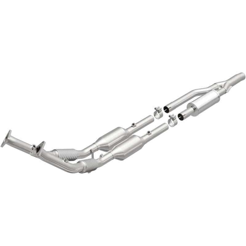 MagnaFlow Direct Fit Catalytic Converter California Grade 06-09 Audi A3 Quattro 3.2L - 5461873