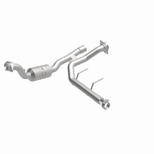 Load image into Gallery viewer, MagnaFlow Direct Fit Catalytic Converter 2017 F-150 3.5 OEM Underbody - 52592
