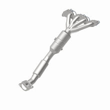 Load image into Gallery viewer, MagnaFlow Direct Fit Catalytic Converter 08-09 Ford Focus 2.0L - 49139