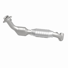 Load image into Gallery viewer, MagnaFlow Direct Fit Catalytic Converter 99 Ford F-150 4.6L - 23028