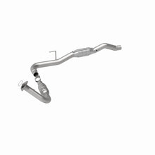 Load image into Gallery viewer, MagnaFlow Conv DF GM 01-02 2500 Driver Side 6L - 93622