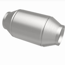 Load image into Gallery viewer, MagnaFlow Universal Catalytic Converter 2.50 inch C/C CA Pre-OBDII - 333506