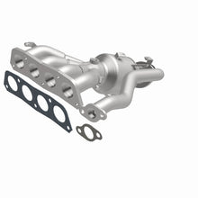 Load image into Gallery viewer, MagnaFlow 18-19 Toyota Camry 2.5L Direct-Fit Catalytic Converter - 22-258
