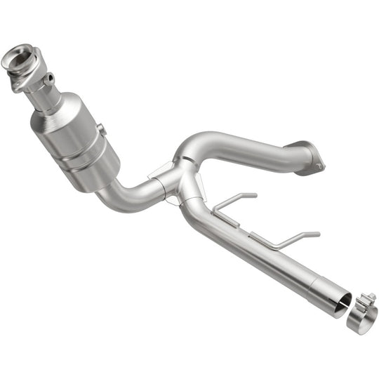 MagnaFlow Direct Fit Catalytic Converter 2009-2010 F-150 4.6 L Underbody - 52295