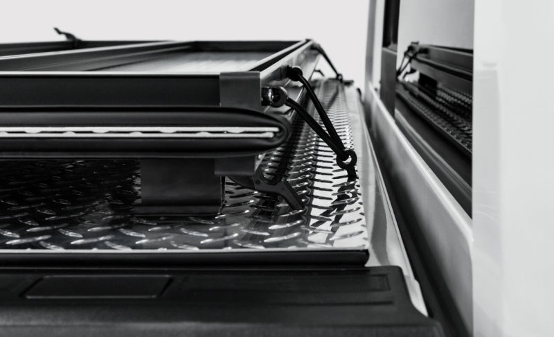 Access LOMAX Tri-Fold 05-21 Nissan Frontier 5ft Bed - B5030039