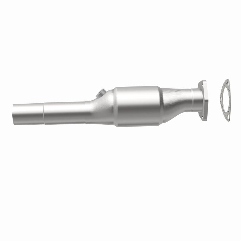 MagnaFlow Direct Fit Catalytic Converter VW Cabrio/Jetta 2.0L 96-98 - 22931