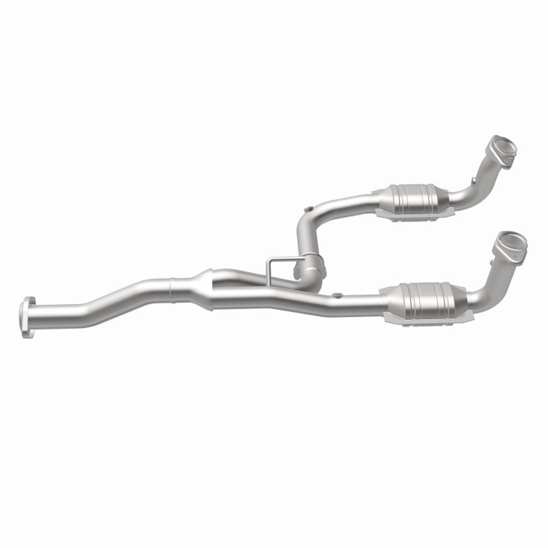 MagnaFlow Direct Fit Catalytic Converter 07 Jeep Liberty 3.7L OEM - 49186