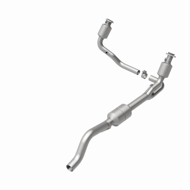 MagnaFlow Direct Fit Catalytic Converter 00-03 Dodge Durango 4.7L - 51338