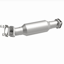 Load image into Gallery viewer, MagnaFlow 07-09 Hyundai Santa Fe 3.3L Direct Fit Converter - 5592426