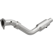 Load image into Gallery viewer, MagnaFlow Direct Fit Catalytic Converter OEM 2004-2006 Chrysler Pacifica Underbody - 4551018