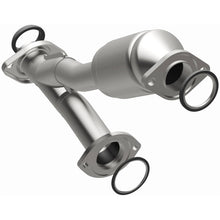 Load image into Gallery viewer, MagnaFlow Direct Fit Catalytic Converter 01-03 Highlander 3L rr OEM - 49507