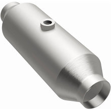 Load image into Gallery viewer, MagnaFlow 2.25 1/O2 CA 4in. Spun Universal Converter - 5451355