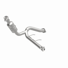 Load image into Gallery viewer, MagnaFlow 09-10 Ford F-150 4.6L Direct Fit Converter - 5551295