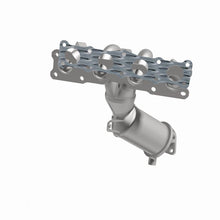 Load image into Gallery viewer, MagnaFlow Direct Fit Catalytic Converter 06-08 Hyundai Sonata 2.4L - 51970