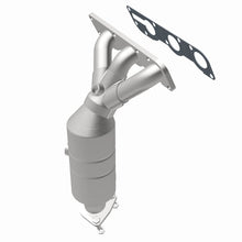 Load image into Gallery viewer, MagnaFlow Direct Fit Catalytic Converter 04-05 Suz Verona2.5 Manifold Front - 50911