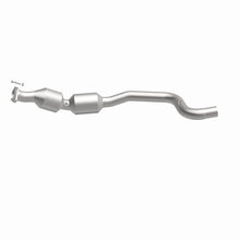 Load image into Gallery viewer, MagnaFlow 13-17 Range Rover V8 5 OEM Underbody Direct Fit EPA Compliant Catalytic Converter - 21-536