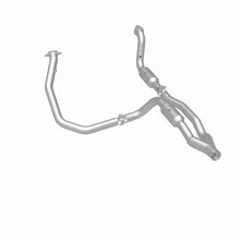 Load image into Gallery viewer, MagnaFlow 2012 Ram 1500 Tradesman HD V8 5.7L OEM Underbody Direct-Fit Catalytic Converter - 21-457