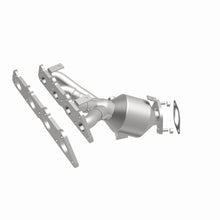 Load image into Gallery viewer, MagnaFlow Direct-Fit SS OEM Catalytic Converter 12-15 Hyundai Accent L4-1.6LGAS - 51429
