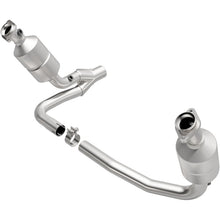 Load image into Gallery viewer, MagnaFlow Direct Fit Catalytic Converter 04 Dakota 3.7/4.7 2WD OEM - 49657