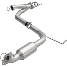Load image into Gallery viewer, MagnaFlow 05-15 Toyota Tacoma 4.0L Direct Fit Converter - 5592701