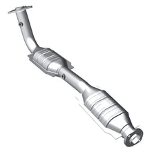 Load image into Gallery viewer, Magnaflow Conv DF 07-08 Toyota Tundra 5.7L P/S - 49630