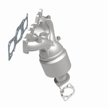Load image into Gallery viewer, MagnaFlow Rear Converter Manifold Direct Fit 12-17 Hyundai Azera 3.3L - 52781