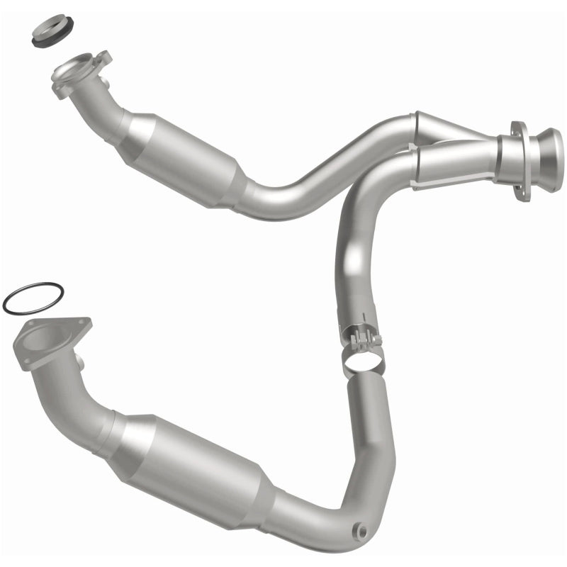 MagnaFlow Direct Fit Catalytic Converter 2007-2008 Cadillac Escalade 6.2L - 5451631