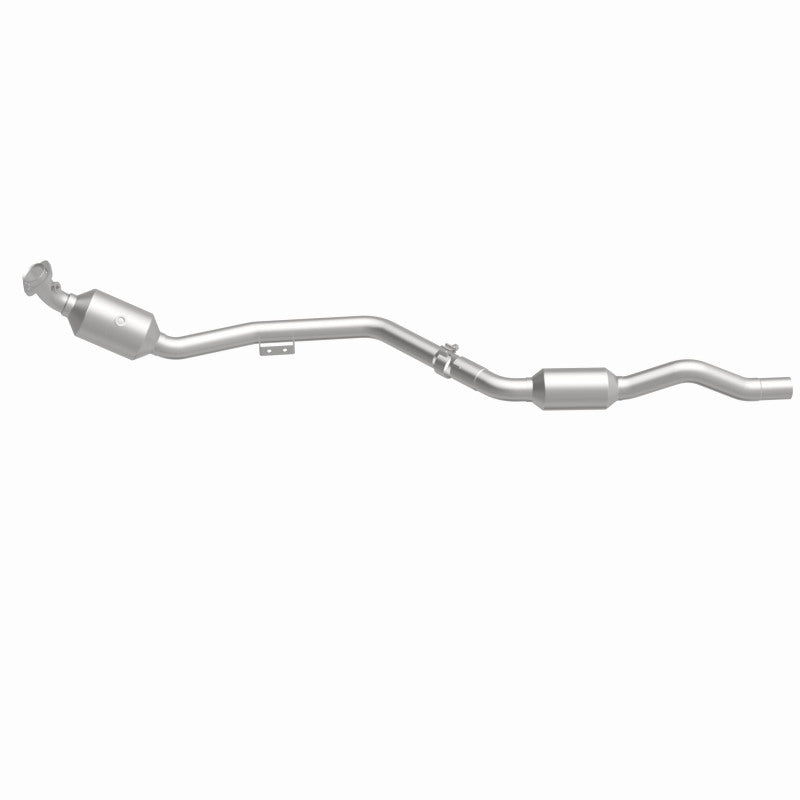 MagnaFlow Direct Fit Catalytic Converter OEM 2007 Mercedes-Benz E350 Underbody - 69.125in Length - 5411666
