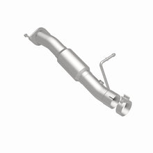 Load image into Gallery viewer, MagnaFlow Direct Fit Catalytic Converter 2001-2006 Chevrolet Silverado 3500 - 52494