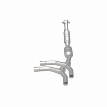 Load image into Gallery viewer, MagnaFlow Direct Fit Catalytic Converter 05-07 Ford E150 4.6L Passenger Side - 51310