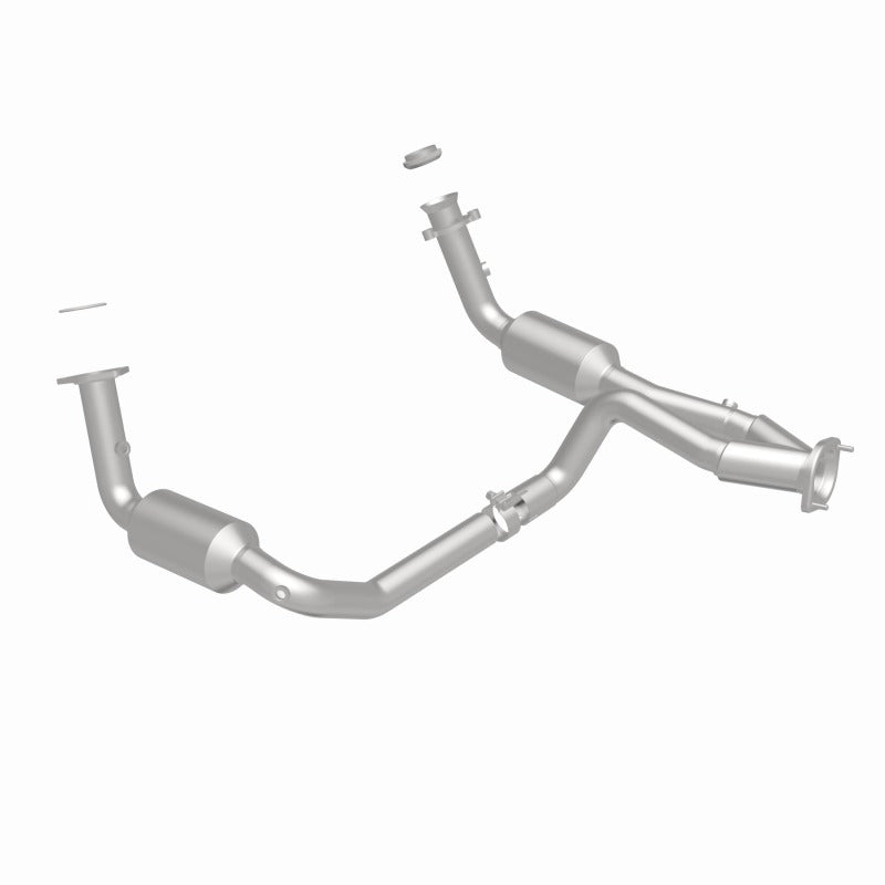 MagnaFlow 04-06 Chevrolet Silverado 1500 5.3L Direct Fit Catalytic Converter - 4651097