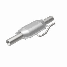 Load image into Gallery viewer, MagnaFlow Direct Fit Catalytic Converter California Grade 94-95 Dodge Ram 2500 8.0L - 3391223