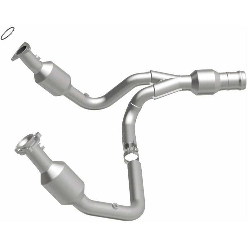 MagnaFlow 15-16 Cadillac Escalade 6.2L Direct Fit Converter - 5582617