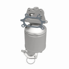 Load image into Gallery viewer, MagnaFlow 04-07 Saturn Vue 3.5L Direct Fit Converter - 5551333