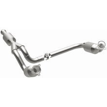 Load image into Gallery viewer, MagnaFlow 09-13 Chevrolet Silverado 1500 5.3L Direct Fit Converter - 5582578