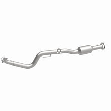 Load image into Gallery viewer, MagnaFlow 2009 Chevrolet Express 4500 V8 6.0L Right Underbody Catalytic Converter - 280428