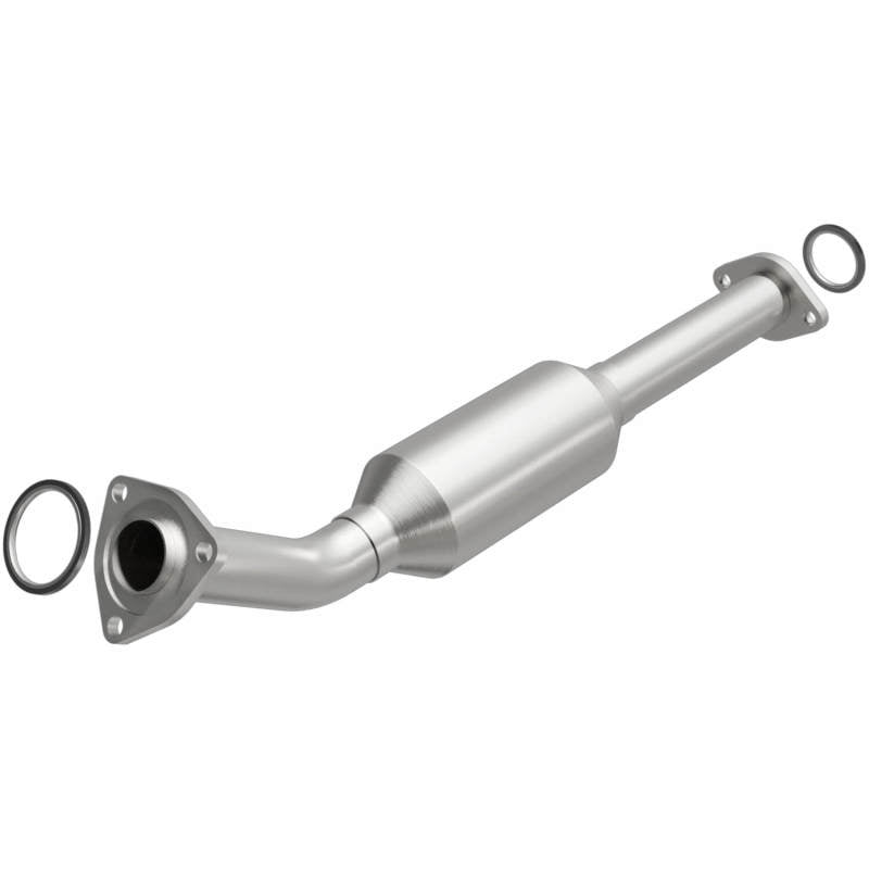 MagnaFlow Direct Fit Catalytic Converter OEM 2003-2004 Toyota Tundra Underbody - 28.75in Length - 4551406