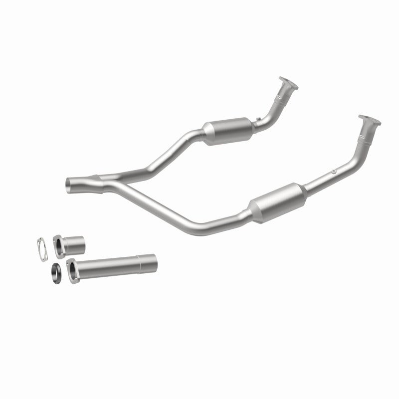 MagnaFlow Direct Fit Catalytic Converter 90-93 Land Rover Range Rover 3.9L V8 - 3391821