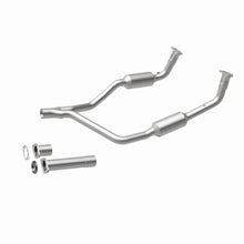 Load image into Gallery viewer, MagnaFlow Direct Fit Catalytic Converter 90-93 Land Rover Range Rover 3.9L V8 - 3391821