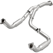 Load image into Gallery viewer, MagnaFlow 2011 Chevrolet Silverado 2500 HD 6.0L Direct Fit Converter - 5551252