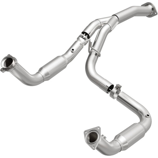 MagnaFlow 2011 Chevrolet Silverado 2500 HD 6.0L Direct Fit Converter - 5551252