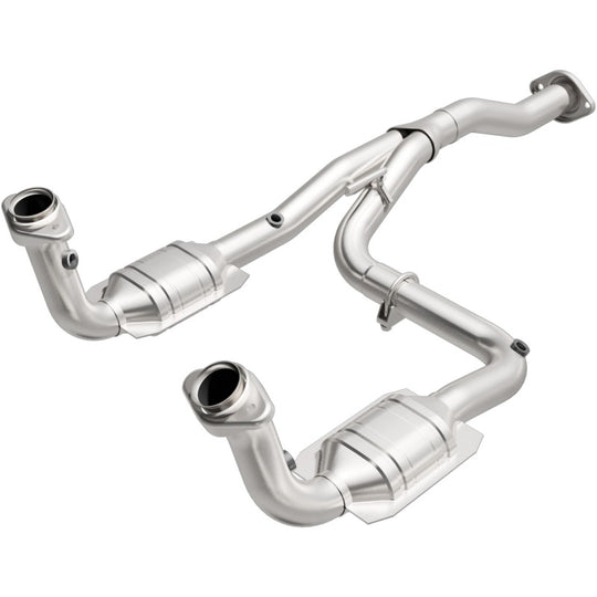 MagnaFlow Direct Fit Catalytic Converter 07 Jeep Liberty 3.7L - 23957