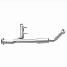 Load image into Gallery viewer, MagnaFlow 05-06 Ford Expedition 5.4L Direct Fit Converter - 4651411